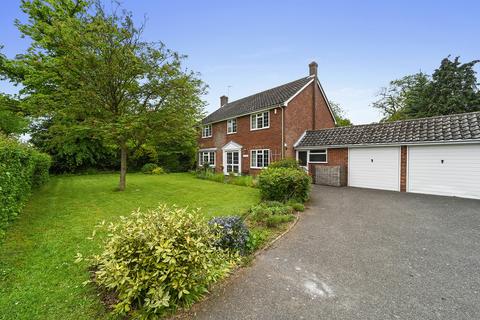 4 bedroom detached house for sale, Drinkstone Road, Bury St. Edmunds IP30