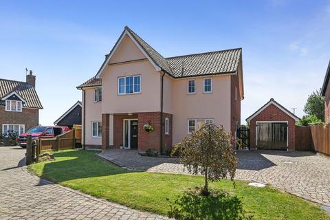 5 bedroom detached house for sale, Tudor Court, Stowmarket IP14