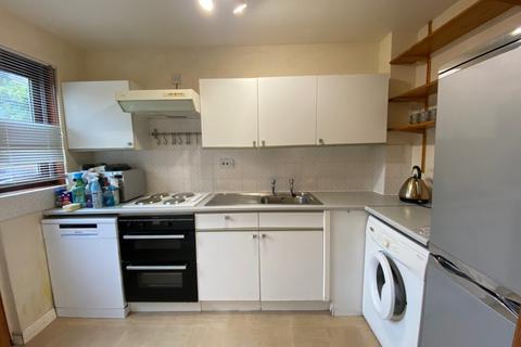 86 Argyll Road, Kinross, KY13 8BL