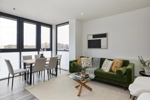 2 bedroom apartment for sale, Park House, London NW10