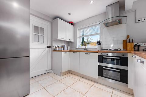 12 Springfield Gardens, Morganstown, Cardiff, CF15 8LQ