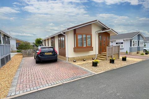 2 bedroom park home for sale, Upper Pendock