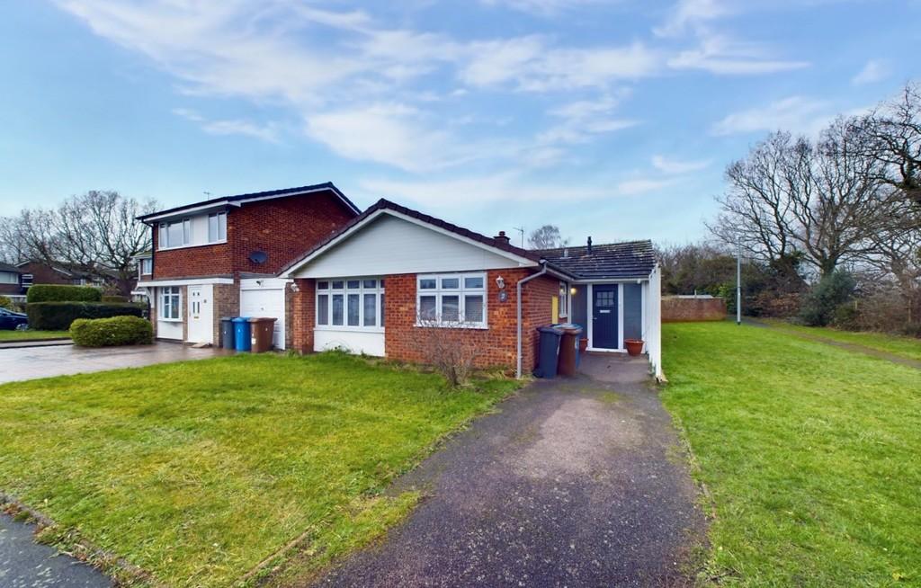 Jackman Close, Fradley, Lichfield 3 bed detached bungalow for sale £