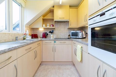 2 bedroom property for sale, 545 Limpsfield Road, Warlingham