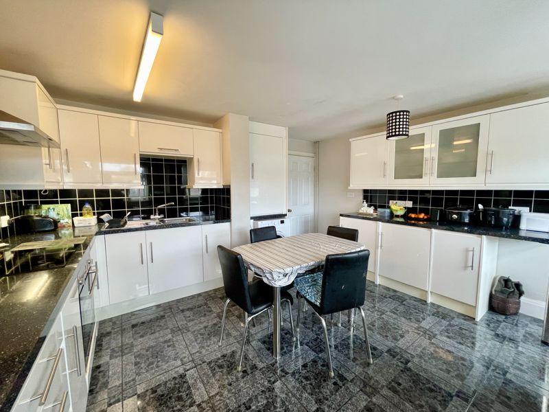 Kitchen-diner