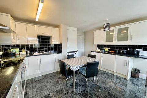 105 Carr Lane, Cleethorpes, DN35 7SB