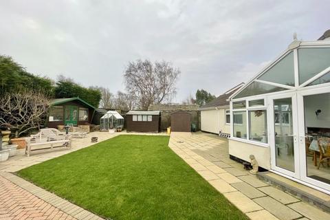 2 bedroom detached bungalow for sale, FAIRWAY COURT, CLEETHORPES