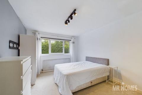 14 Brynderwen Close, Cardiff, CF23 6BR