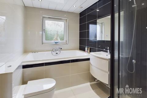 14 Brynderwen Close, Cardiff, CF23 6BR