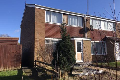 3 bed terraced house for rent in Daventry