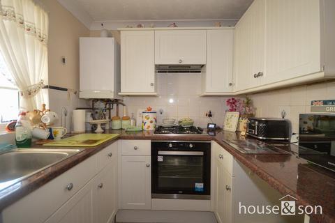 6 Copper Beech Gardens, Bournemouth, BH10 5DB