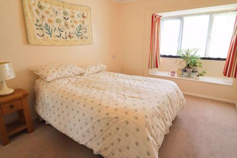 2 bedroom maisonette for sale, The Mount, Simpson, Milton Keynes