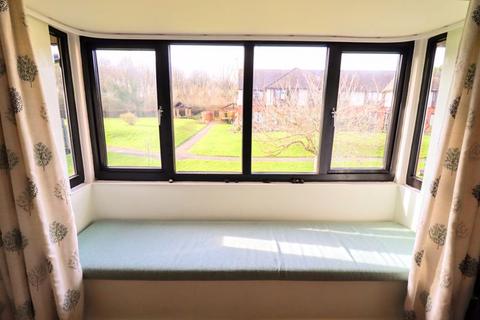 2 bedroom maisonette for sale, The Mount, Simpson, Milton Keynes