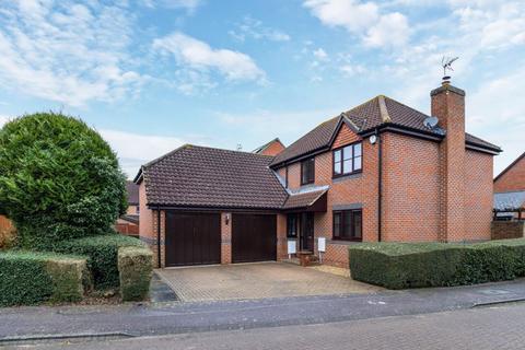 4 Bowling Leys, Middleton, Milton Keynes, MK10 9BD