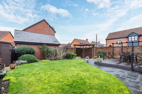 4 Bowling Leys, Middleton, Milton Keynes, MK10 9BD