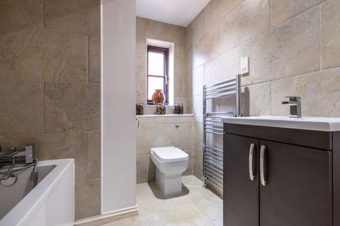 4 Bowling Leys, Middleton, Milton Keynes, MK10 9BD