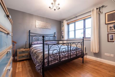 4 Bowling Leys, Middleton, Milton Keynes, MK10 9BD