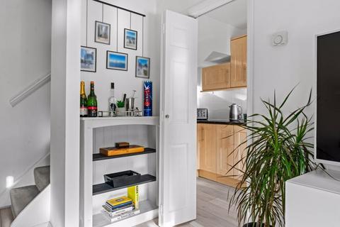 19 Cardinal Close, Worcester Park, KT4 7EH