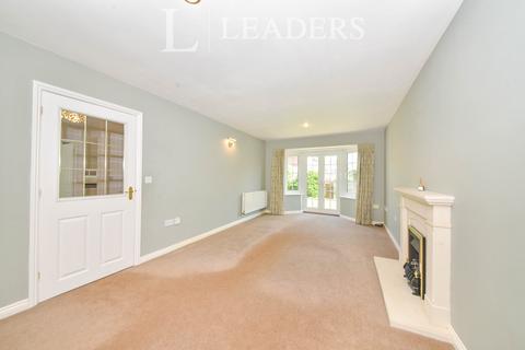 4 bedroom detached house to rent, Highgrove Gardens, Stamford, PE9