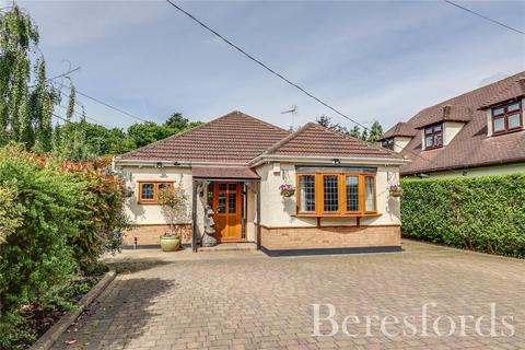 4 bedroom bungalow for sale, Nags Head Lane, Brentwood, CM14