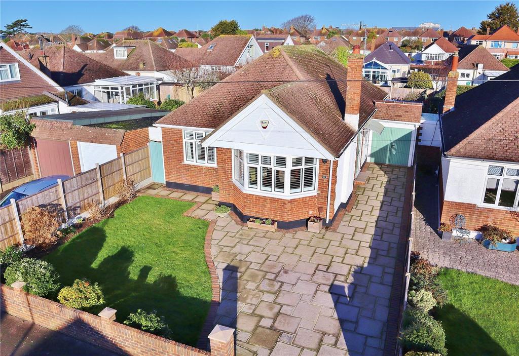 Lancaster Road, GoringbySea, Worthing, West Sussex, BN12 3 bed