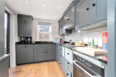 67 Romilly Road, London, N4 2QY