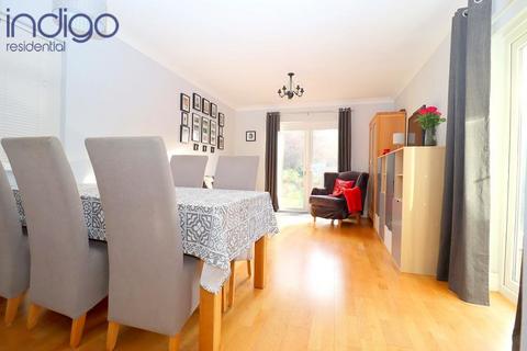 13 Honeygate, Luton, LU2 7EP