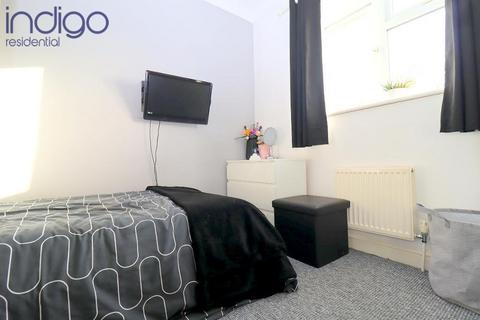 13 Honeygate, Luton, LU2 7EP