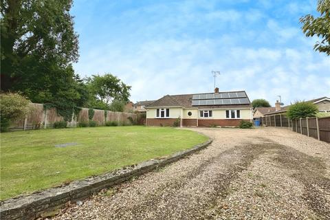 3 bedroom bungalow for sale, Holt Way, Hook, Hampshire