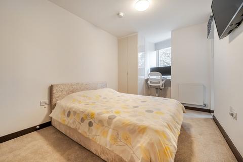 undefined, Berkeley Avenue, Reading, Berkshire