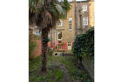27 New Road, London, E1 1HE