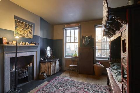 27 New Road, London, E1 1HE