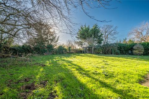 Little Hever Barling Road, Barling Magna, Southend-on-sea, SS3 0LZ