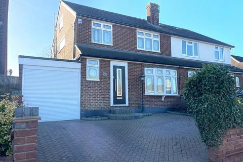 4 bedroom semi-detached house for sale, Wren Avenue, Eastwood, Leigh On Sea, Essex, SS9