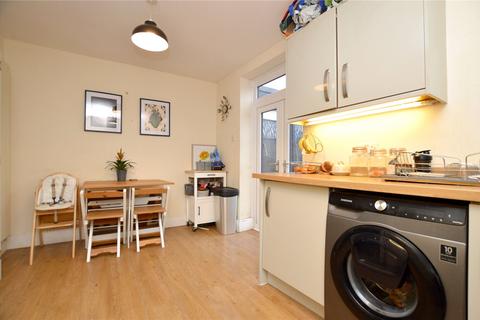 2 bedroom semi-detached house for sale, Moorland Crescent, Pudsey, West Yorkshire