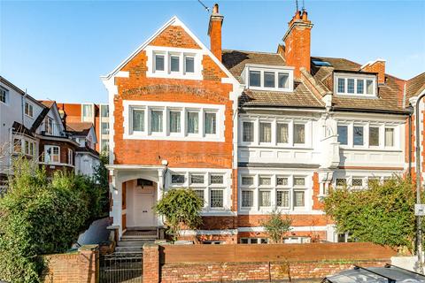 2 bedroom apartment for sale, Kidderpore Gardens, London, NW3