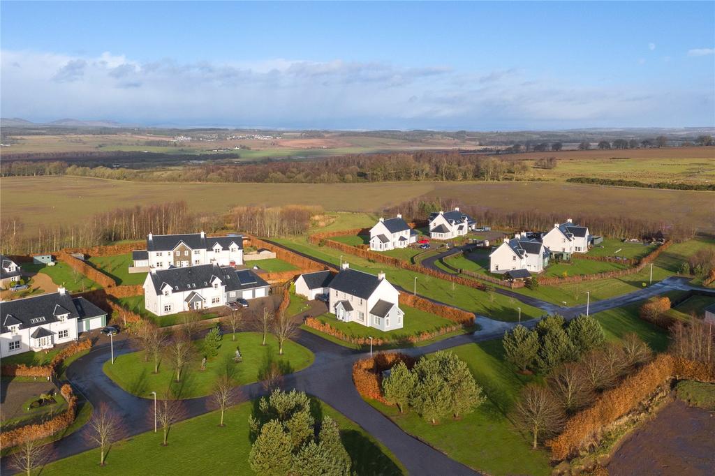 Clathymore Drive, Clathymore, Tibbermore, Perth, PH1 5 bed detached house for sale £595,000