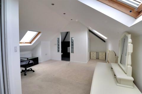 15 Clinton Close, Bude, EX23 8ET