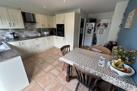 4 bedroom detached house for sale - Buttercup Meadow, Clyro, Hereford, HR3
