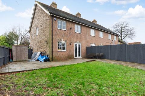 4 Burnt Oak Lane, Sidcup, DA15 9DB