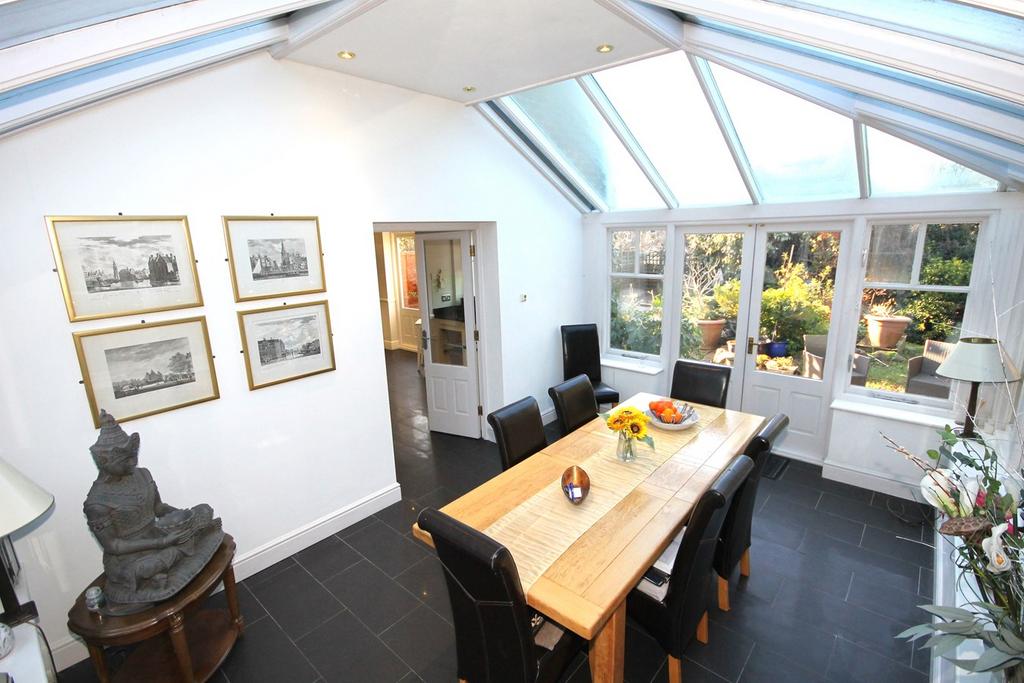 Regency Mews, Beckenham, BR3 4 bed end of terrace house for sale £750,000