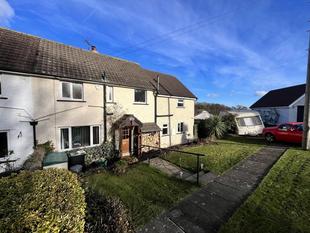St Davids Crescent, Llanddewi Rhydderch, Abergavenny, NP7 3 bed semidetached house for sale £