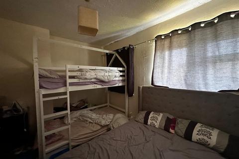 2 Frinton Grove, Birmingham, B21 0HX