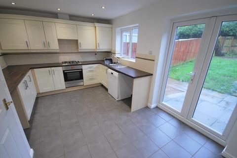 4 bedroom townhouse to rent - Engel Close, Ramsbottom BL0
