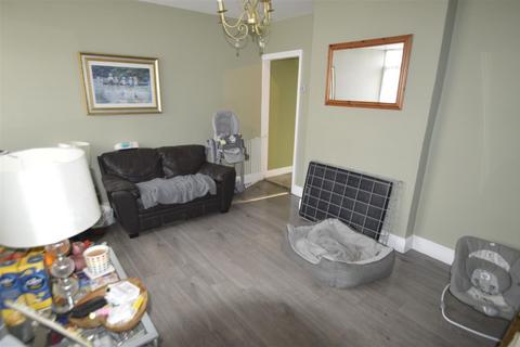 3 bedroom terraced house for sale, Oval Road North, Dagenham