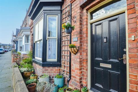5 bedroom terraced house for sale - Leven Street, Saltburn-By-The-Sea