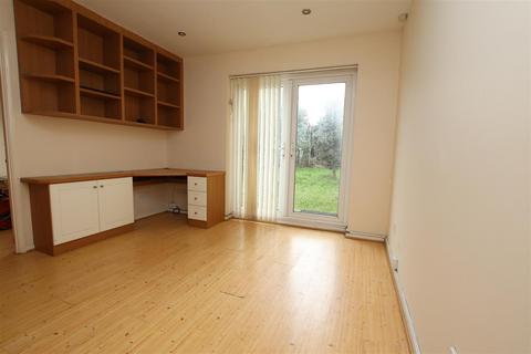 23 Chatsworth Road, Dartford, DA1 5AT