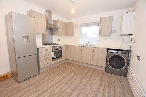 2 bedroom apartment to rent, Lenchs Green, Birmingham