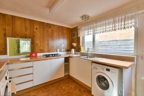 3 Venture Close, Bexhill-on-sea, TN40 1TU