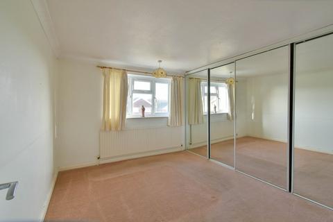 3 Venture Close, Bexhill-on-sea, TN40 1TU